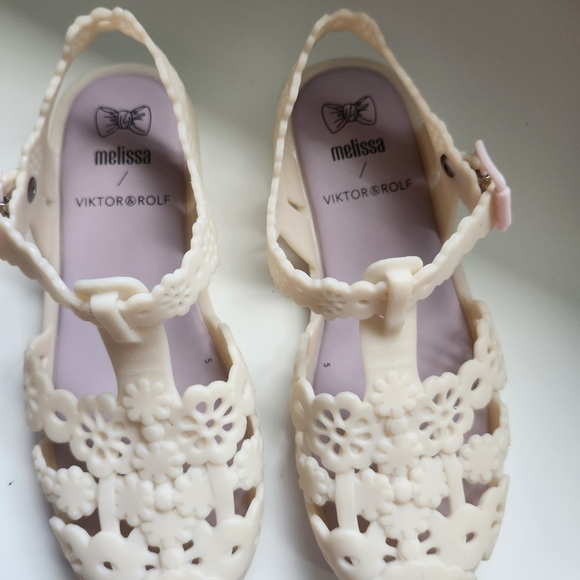 Rare Melissa Possession Viktor&Rolf Cream  Sz 5 Jelly Sandals Flower Balletcore - Picture 2 of 11